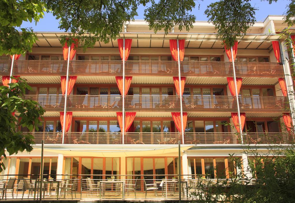 Bio Thermalhotel Falkenhof บาดฟึสซิง ภายนอก รูปภาพ